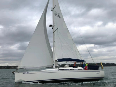 Solent Day Sailing Experience Solent Boat Training