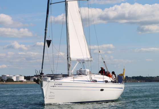 Gemini Motor Sailing - Solent Boat Training.jpg