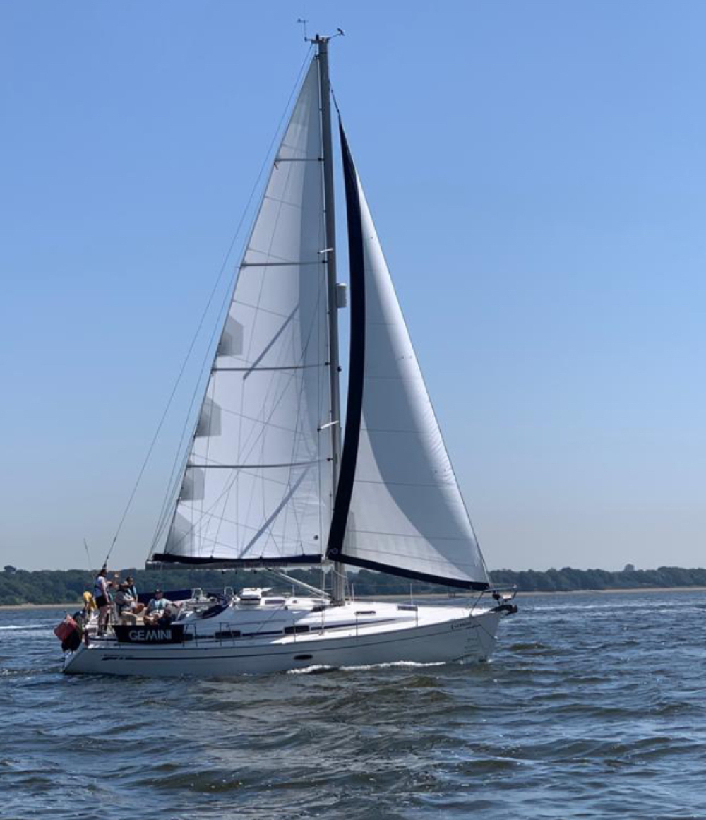 Gemini Bavaria 37 Cruiser Sailing Yacht - Solent Boat Training