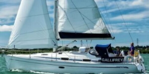 Sailing The Solent - SBT