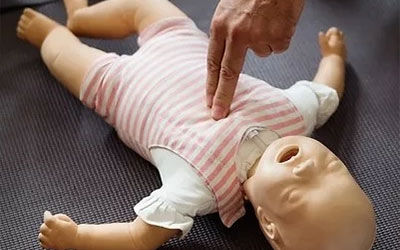 HSE-Paediatric-First-Aid.jpg
